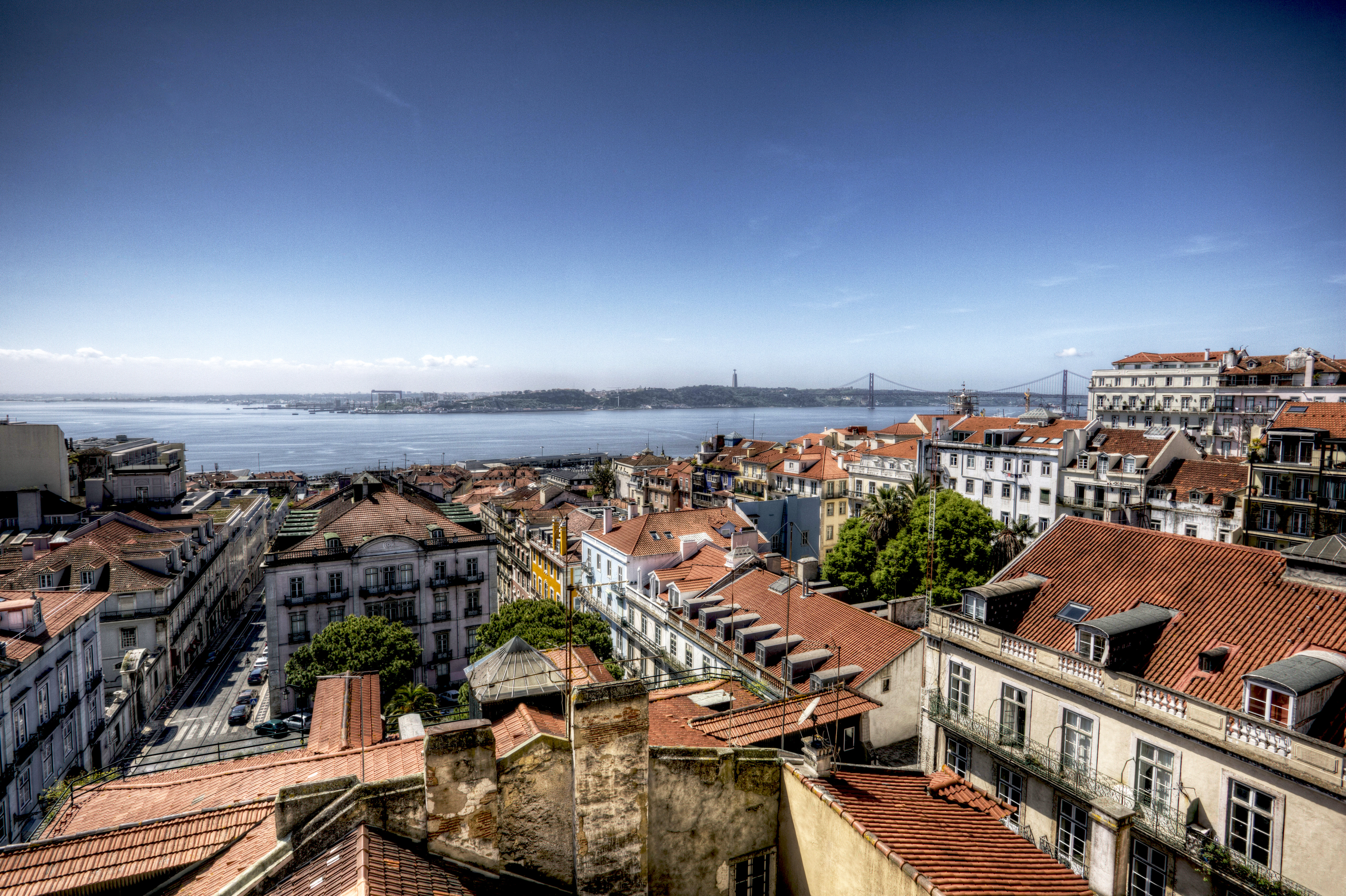 Lisbonne en haut